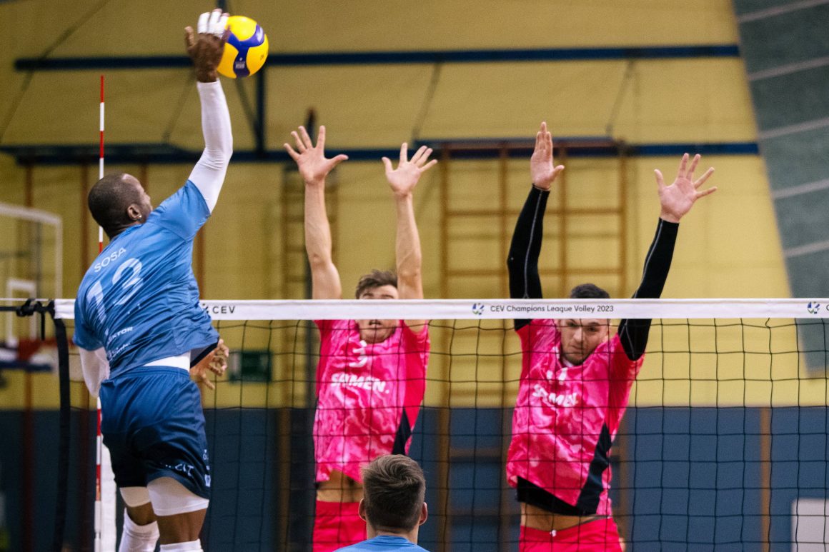 Uma vitória surpreendentemente suave para o Calcit Volley
