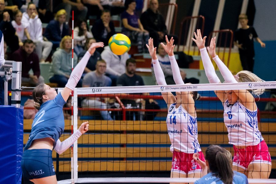 Os jogadores de vôlei desperdiçaram uma boa chance de vencer