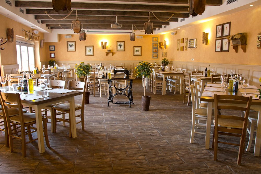 Odprtje gostilnice in pizzerije Izba v Snoviku